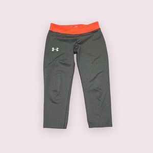 Under Armour girl’s capris size 12